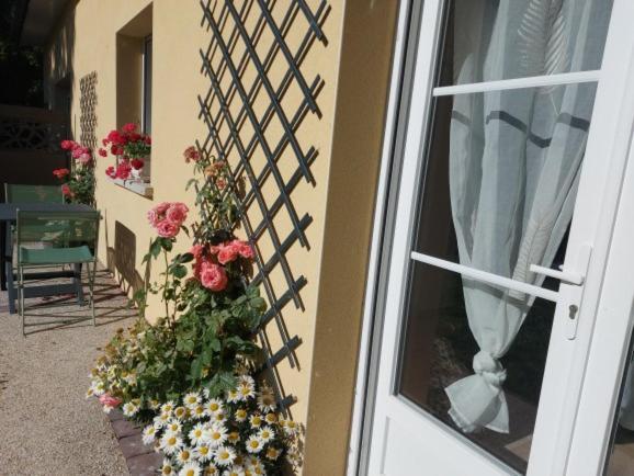 Les Nids De La Baie Bed & Breakfast Favières Dış mekan fotoğraf
